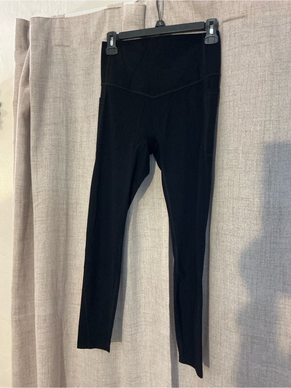 HALARA Black ultra sculpt High-wasted tummy control Leggings